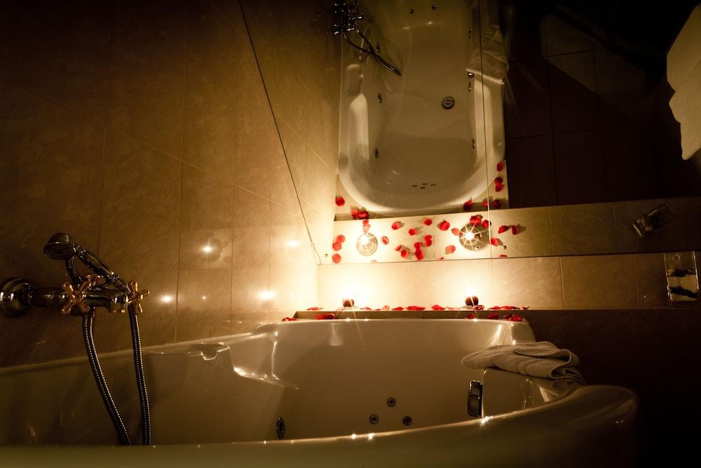 Friday 4* Praga