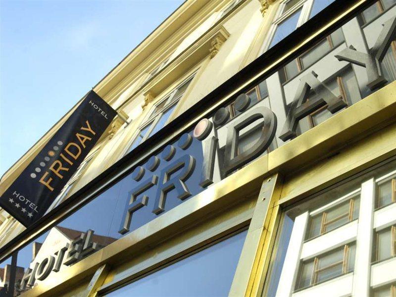 Friday 4* Praga
