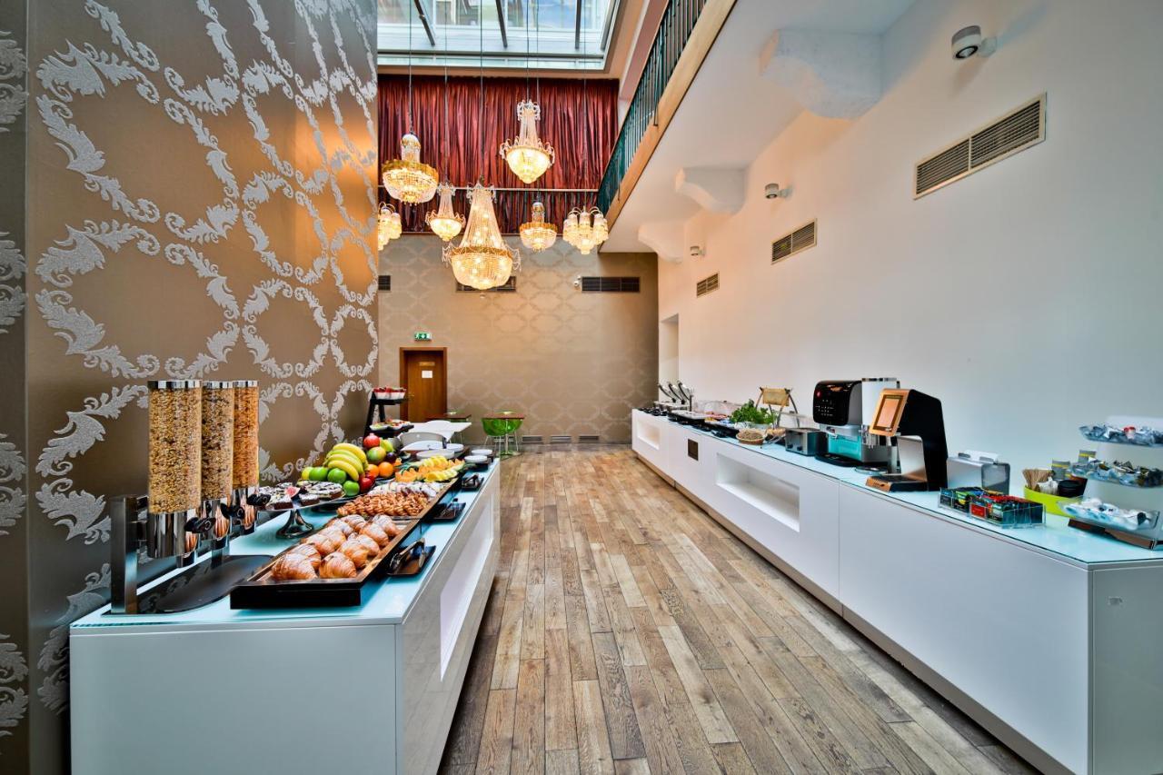 Friday 4* Praga